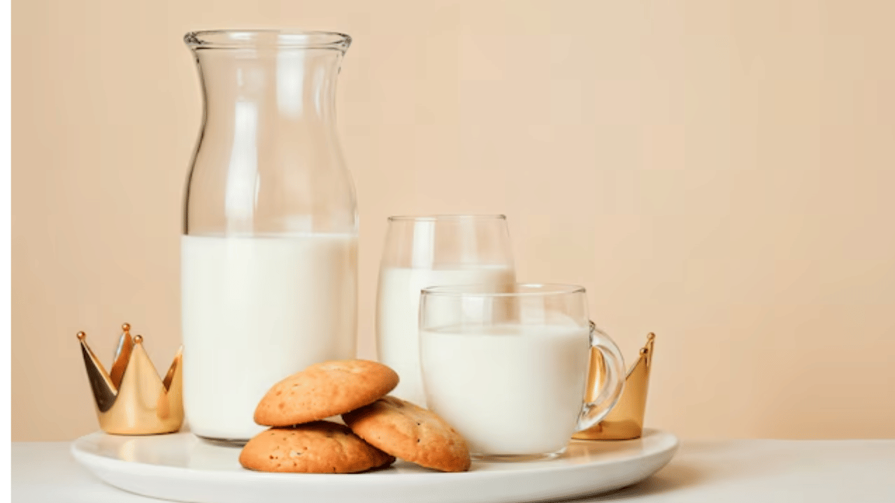 പാൽ ഒരു സമീകൃത ആഹാരമാണ്. പാല് കഴിക്കുന്നത് ആരോ​ഗ്യത്തിനും നല്ലതാണ്. പക്ഷെ ചിലർ പാലു കുടിക്കുമ്പോൾ ഛർദ്ദിക്കുകയും ​ഗ്യാസ് പ്രശ്നങ്ങൾ ഉണ്ടാവുകയും ചെയ്യുന്നത് കണ്ടിട്ടില്ലേ. ഇത് ഒരു ശാരീരിക പ്രശ്നമാണ്. 