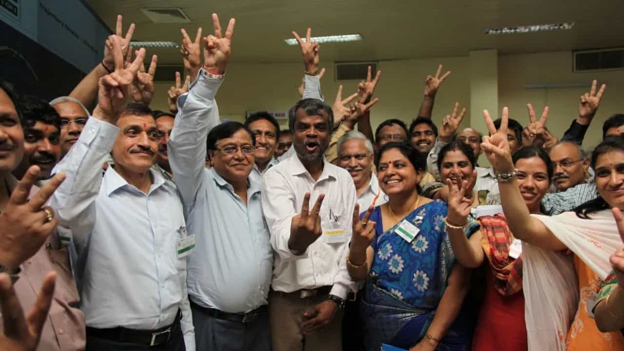 8th Pay Commission: കേന്ദ സർക്കാരിൽ 2026-ൽ ജോലി കിട്ടിയാൽ ലോട്ടറിയാണ്, വൻ ശമ്പളം പ്രതീക്ഷിക്കാം