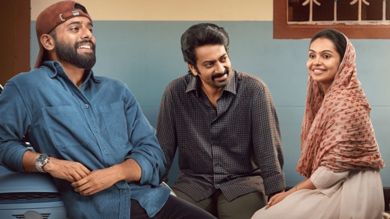 സൈജു കുറുപ്പ്, അര്ജുന് അശോകന് എന്നിവർ പ്രധാന കഥാപാത്രങ്ങളായെത്തിയ ചിത്രമാണ് 'അഭിലാഷം'. മാർച്ച് 29ന് തീയേറ്ററുകളിൽ എത്തിയ ഈ ചിത്രം സംവിധാനം ചെയ്തത് ഷംസു സെയ്ബയാണ്. മെയ് 23ന് ‘അഭിലാഷം’ പ്രൈം വീഡിയോയിലും മനോരമ മാക്സിലും സ്ട്രീമിങ് ആരംഭിച്ചു. (Image Credits: Facebook)