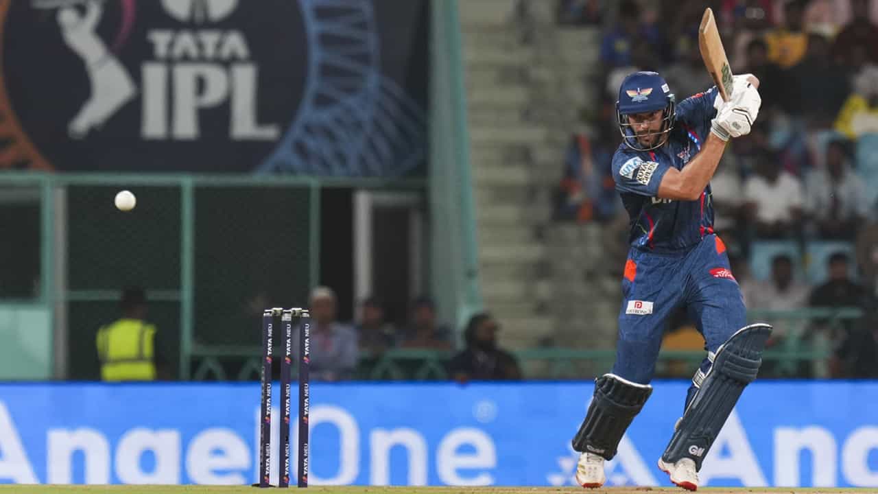 IPL 2025: ഞങ്ങളുടെ കളിക്കാരെ വേണം; ഐപിഎല്ലിന് ദക്ഷിണാഫ്രിക്കയുടെ വക എട്ടിന്റെ പണി IPL 2025: ഞങ്ങളുടെ കളിക്കാരെ വേണം; ഐപിഎല്ലിന് ദക്ഷിണാഫ്രിക്കയുടെ വക എട്ടിന്റെ പണി