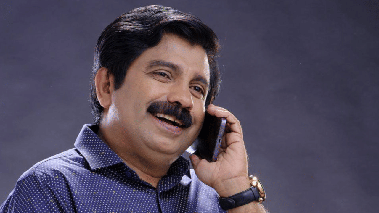 Aryadan Shoukath: രാഷ്ട്രീയം - സിനിമ - സജീവ രാഷ്ട്രീയം - ആര്യാടൻ ഷൗക്കത്ത് വന്ന വഴികൾ ഇങ്ങനെ...