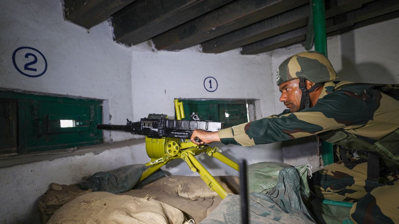 Operation Sindoor: അതിര്‍ത്തിയില്‍ ജാഗ്രതയോടെ തുടരും, പാകിസ്ഥാനെ വിശ്വസിക്കാനാകില്ല: ബിഎസ്എഫ്‌