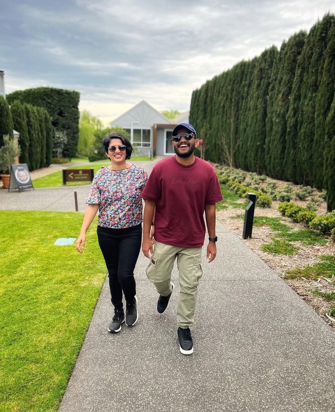 നിനക്ക് അങ്ങനെ തന്നെ വേണമെന്നൊക്കെ പറയും. അവരും ശരിക്ക് തന്റെയടുത്ത് നിന്ന് അത് തന്നെയാകും പ്രതീക്ഷിക്കുന്നത്. അതുകൊണ്ടാണല്ലോ പ്രിയപ്പെട്ടവരെല്ലാം എപ്പോഴും ചേര്‍ന്ന് നില്‍ക്കുന്നതെന്നും ബേസില്‍ പറയുന്നു.

