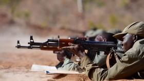Burkina Faso Attack : അൽ-ഖ്വയ്ദ അനുകൂല സംഘടനയുടെ ആക്രമണം; ബുർക്കിന ഫാസോയിൽ 100 ലധികം പേർ കൊല്ലപ്പെട്ടു. Burkina Faso Attack : അൽ-ഖ്വയ്ദ അനുകൂല സംഘടനയുടെ ആക്രമണം; ബുർക്കിന ഫാസോയിൽ 100 ലധികം പേർ കൊല്ലപ്പെട്ടു.