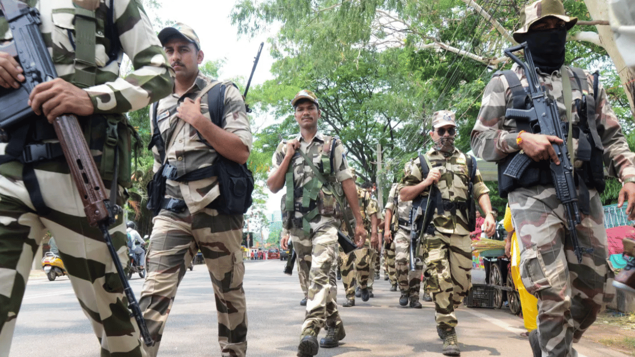 CISF Recruitment 2025: സിഐഎസ്‌എഫിൽ കായിക താരങ്ങൾക്ക് അവസരം; 81,100 വരെ ശമ്പളം, 30 ഒഴിവുകൾ