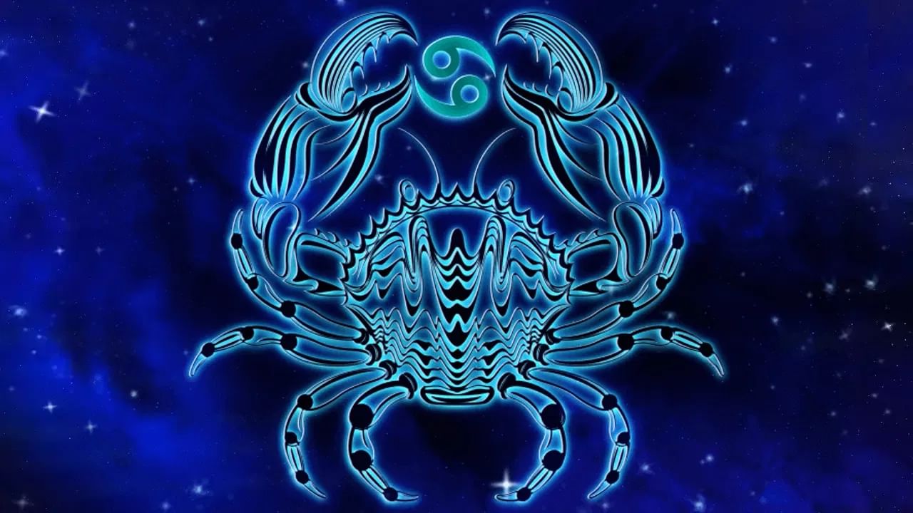 കർക്കിടക രാശിക്കാർ പൊതുവേ അസൂയാലുക്കളാണ്. ഇവർക്ക് നല്ല കഴിവുണ്ട്. പക്ഷേ ഇത് പൂർണ്ണമായി അവർക്ക്  അറിയില്ല. ഇവരുടെ അസൂയ  മനോഭാവത്തിൽ പിന്നോട്ടല്ല