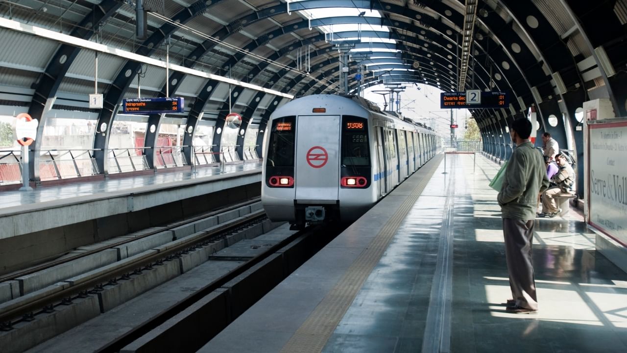 Uber App: ഊബർ ആപ്പ് വഴി ഇനി മെട്രോ ടിക്കറ്റുകളും; ആദ്യ സഹകരണം ഡൽഹി മെട്രോയുമായി