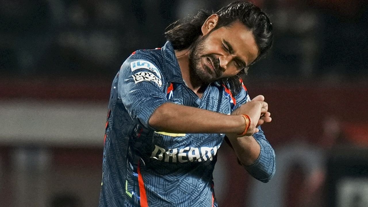 കൂടുതല്‍ ഡീമെറിറ്റ് പോയിന്റുകള്‍ ലഭിച്ചതാണ് രാത്തിയുടെ സസ്‌പെന്‍ഷനില്‍ കലാശിച്ചത്. ഐപിഎല്‍ 2025 സീസണില്‍ പലതവണ ലഖ്‌നൗ താരം നടപടിക്ക് വിധേയനായിരുന്നു. എന്നാല്‍ അതുകൊണ്ടൊന്നും താന്‍ പഠിക്കില്ലെന്ന് വ്യക്തമാക്കുകയാണ് താരം.