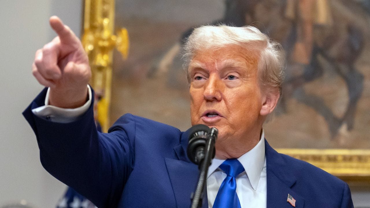 Donald Trump: സന്ദര്‍ശനത്തിന് തൊട്ടുമുമ്പായി യുഎഇക്ക് ആയുധങ്ങള്‍ വില്‍ക്കാന്‍ അനുമതി നല്‍കി ട്രംപ്