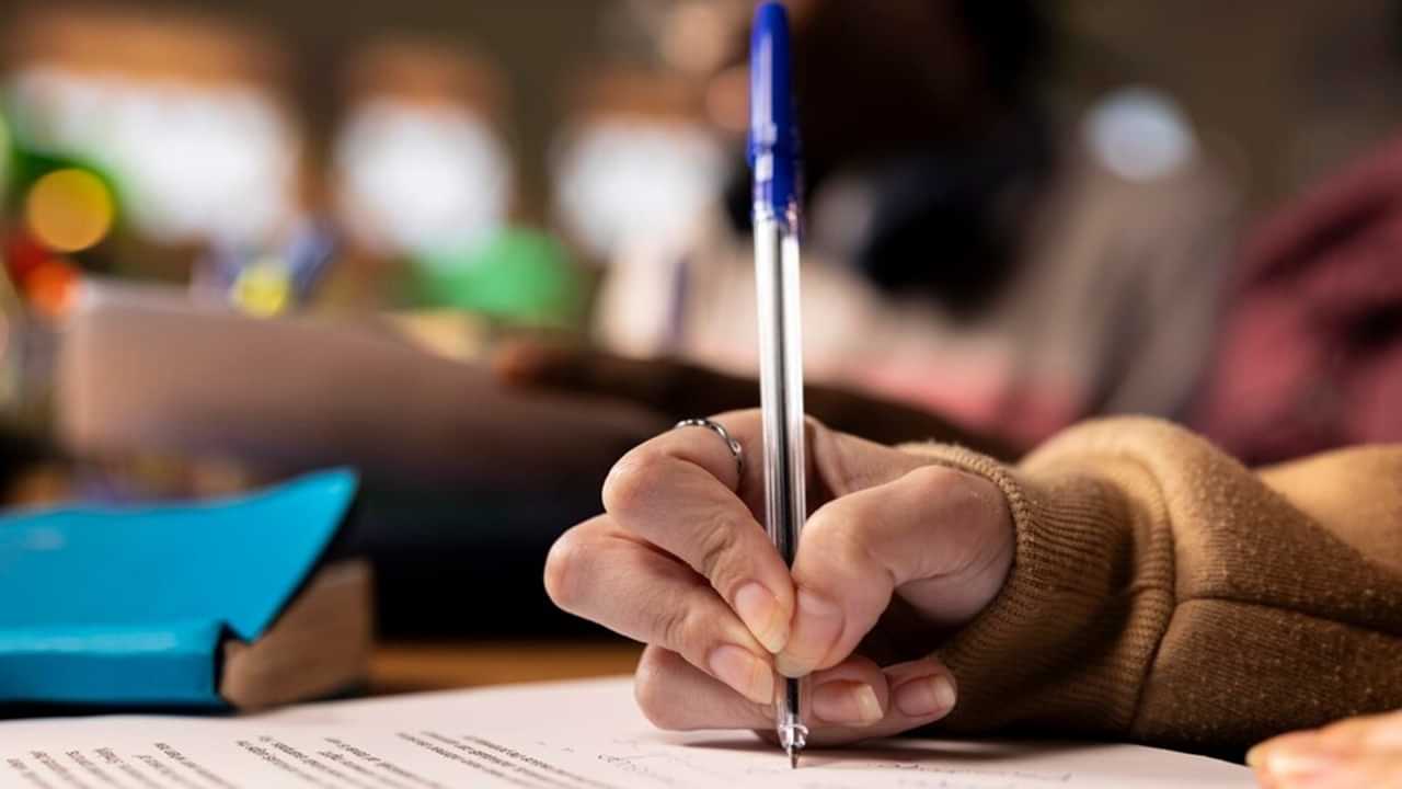 NEET UG Dress Code 2025: നീറ്റ് പരീക്ഷയ്ക്ക് ഷൂസിട്ട് പോകാമോ? എന്തൊക്കെ ധരിക്കാം?