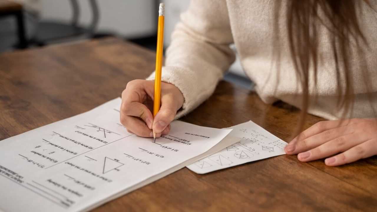 Kerala Plus One Improvement Result 2025: പ്ലസ് വണ് ഇമ്പ്രൂവ്മെന്റ് റിസല്ട്ട് ഉടനെത്തും; പുതിയ സൂചനകള് Kerala Plus One Improvement Result 2025: പ്ലസ് വണ് ഇമ്പ്രൂവ്മെന്റ് റിസല്ട്ട് ഉടനെത്തും; പുതിയ സൂചനകള്