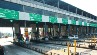 Palakkad: ബിവറേജസ് ഔട്ട്ലറ്റിൽ വരിനിൽക്കുന്നതുമായി ബന്ധപ്പെട്ട് തർക്കം; ബിയർ കുപ്പി കൊണ്ടുള്ള കുത്തേറ്റ് യുവാവ് മരിച്ചു