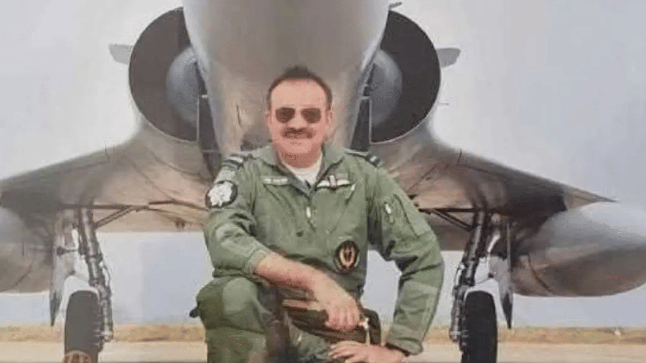 Hilal Ahmed: റഫാൽ പറത്തിയ ആദ്യ ഇന്ത്യക്കാരൻ; ആരാണ് ഐഎഎഫ് ഹിലാൽ അഹമ്മദ്? Hilal Ahmed: റഫാൽ പറത്തിയ ആദ്യ ഇന്ത്യക്കാരൻ; ആരാണ് ഐഎഎഫ് ഹിലാൽ അഹമ്മദ്?