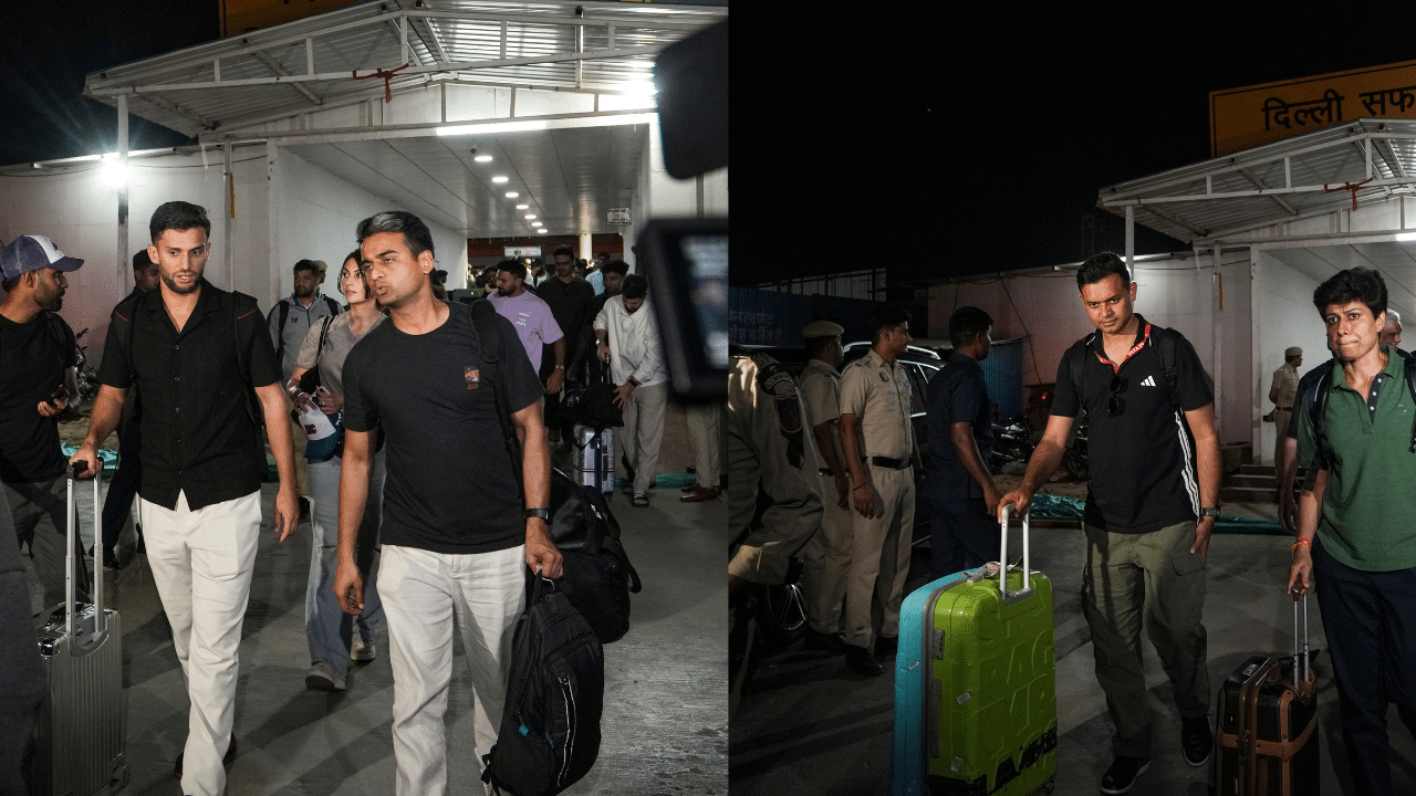 ഇന്നലെ രാത്രി ഹിമാചല്പ്രദേശിലെ ധരംശാലയില് നടന്ന പഞ്ചാബ് കിംഗ്സ്-ഡല്ഹി ക്യാപ്റ്റല്സ് മത്സരം നിർത്തിവെച്ചതോടെ താരങ്ങൾ ഹൈദരാബാദിൽ കുടുങ്ങിയിരുന്നു.