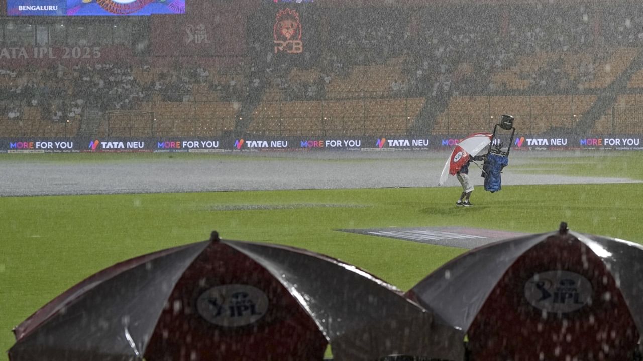 നിലവില് 13 മത്സരങ്ങളില് നിന്ന് അഞ്ച് വിജയം കൊല്ക്കത്ത നേടി. 12 പോയിന്റുണ്ട്. പോയിന്റ് പട്ടികയില് ആറാമതാണ്.