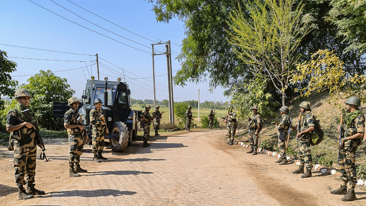 India Pakistan Conflict: പഹൽഗാം ആക്രമണം മുതൽ വെടിനിർത്തൽ വരെ; യുദ്ധത്തിലേക്ക് പോകുമെന്ന് ഭയന്ന മറ്റൊരു ഇന്ത്യ-പാകിസ്താൻ സംഘർഷം India Pakistan Conflict: പഹൽഗാം ആക്രമണം മുതൽ വെടിനിർത്തൽ വരെ; യുദ്ധത്തിലേക്ക് പോകുമെന്ന് ഭയന്ന മറ്റൊരു ഇന്ത്യ-പാകിസ്താൻ സംഘർഷം