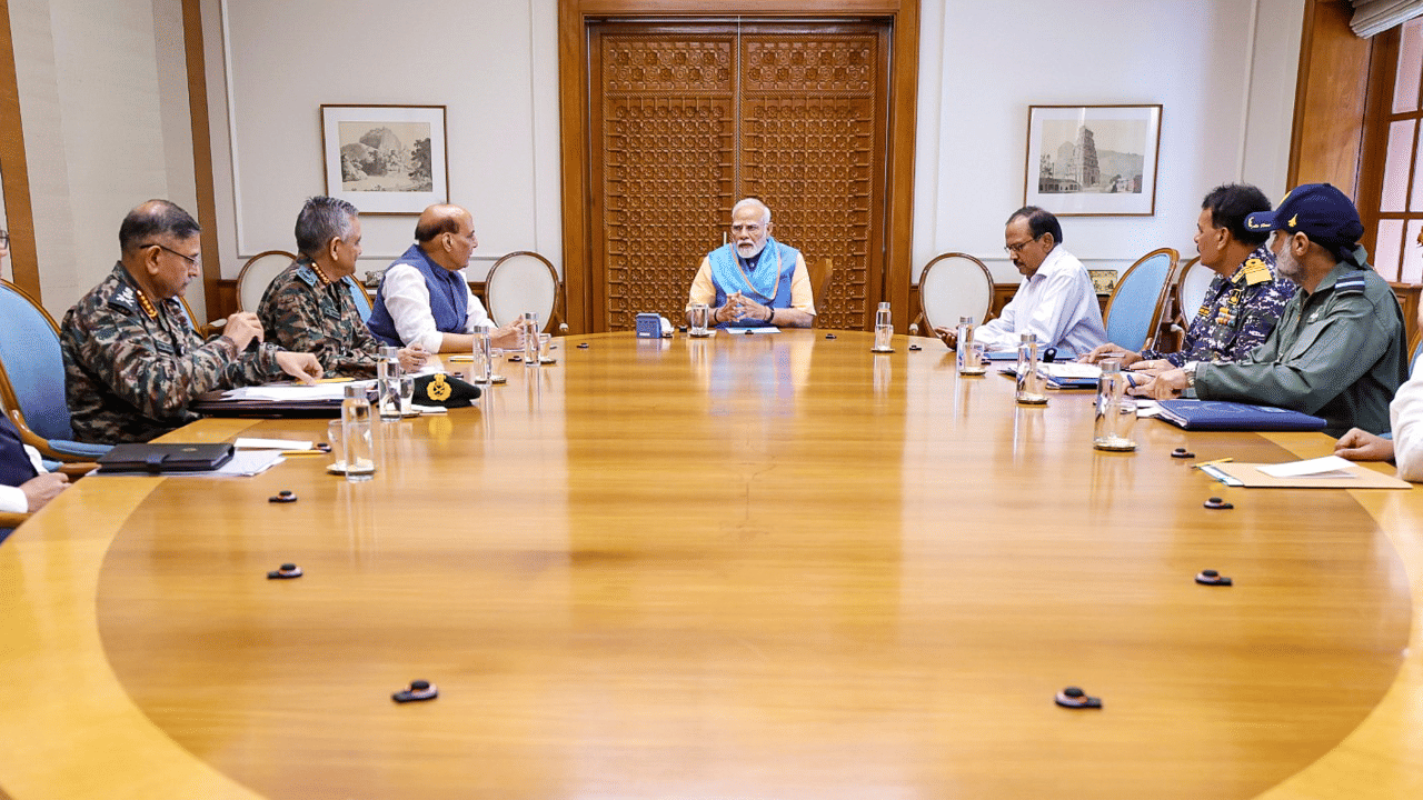 India Pakistan Tensions: വെടിനിർത്തലിൽ മാത്രം ധാരണ, സിന്ധു നദീജല കരാറിലെ നിലപാടിൽ മാറ്റമില്ല; റിപ്പോർട്ട് India Pakistan Tensions: വെടിനിർത്തലിൽ മാത്രം ധാരണ, സിന്ധു നദീജല കരാറിലെ നിലപാടിൽ മാറ്റമില്ല; റിപ്പോർട്ട്