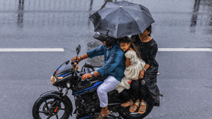 Kerala Weather Update: മഴ വരുന്നു മഴ; സംസ്ഥാനത്ത് വീണ്ടും ജാഗ്രത നിര്‍ദേശം