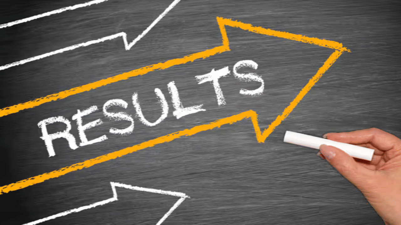 Kerala Plus One Result 2025: പ്ലസ് വൺ ഫലപ്രഖ്യാപന തീയതിയിൽ നേരിയ മാറ്റം; അറിയാം പുതുക്കിയ തീയതി Kerala Plus One Result 2025: പ്ലസ് വൺ ഫലപ്രഖ്യാപന തീയതിയിൽ നേരിയ മാറ്റം; അറിയാം പുതുക്കിയ തീയതി
