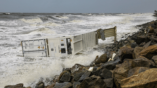 Kerala School Holidays: സംസ്ഥാനത്ത് അതിതീവ്ര മഴയ്ക്ക് സാധ്യത: ഈ ജില്ലകളിലെ വിദ്യാഭ്യാസ സ്ഥാപനങ്ങൾക്ക് നാളെ അവധി