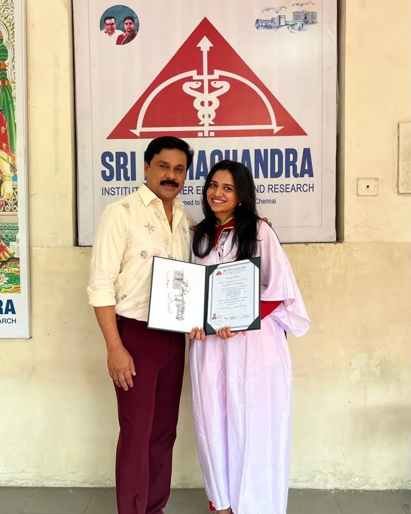 ഇത്രയും വിഷയങ്ങളൊക്കെ നടക്കുമ്പോള് അവള് പ്ലസ് ടുവിന് പഠിക്കുകയാണ്. അത് കഴിഞ്ഞ് എന്റെ പ്രശ്നങ്ങള് തീര്ന്നിട്ടില്ല, അവള് പഠിച്ച് ഡോക്ടറായി ഇവിടെ ആസ്റ്ററില് ജോലിക്ക് കയറി.