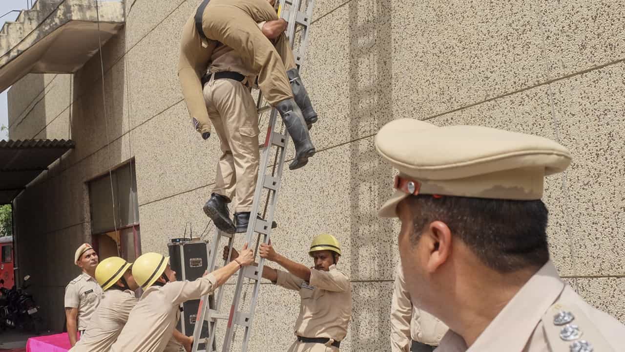 Mega Security Drill : സര്‍വ മുന്‍കരുതലുമായി രാജ്യം; നാളെ 259 സ്ഥലങ്ങളില്‍ മോക്ക് ഡ്രില്‍; കേരളത്തില്‍ രണ്ടിടങ്ങളില്‍