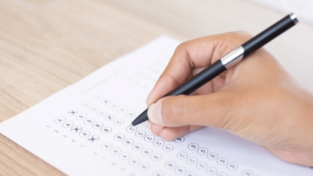 NEET UG 2025: നീറ്റ് യുജി 2025 പരീക്ഷ എഴുന്നവരുടെ ശ്രദ്ധയ്ക്ക്; ഇക്കാര്യങ്ങൾ ശ്രദ്ധിച്ചില്ലെങ്കിൽ പണിപാളും