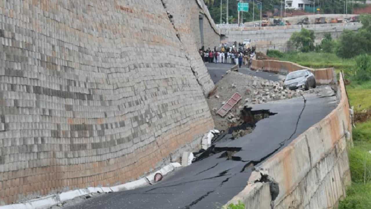National Highway 66: ചാവക്കാടും ദേശീയപാതയില്‍ വിള്ളല്‍; പഠനം നടത്താന്‍ ഇന്ന് പ്രത്യേക സംഘം മലപ്പുറത്ത്