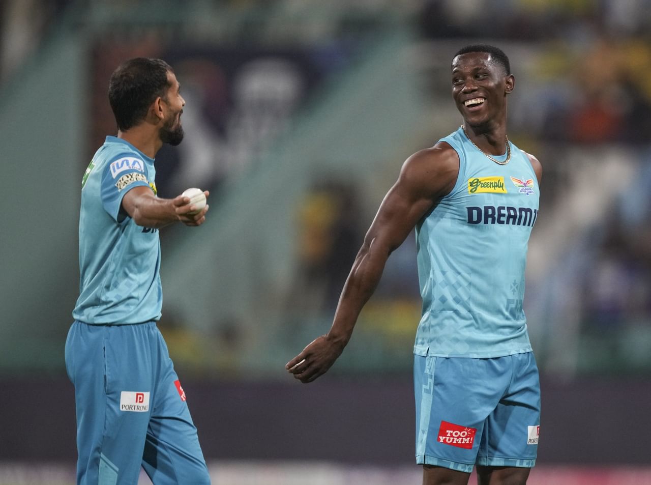 ഇതിൽ ഷമാർ ജോസഫൊഴികെ മറ്റ് രണ്ട് പേരും തങ്ങളുടെ ടീമുകൾക്കായി മികച്ച പ്രകടനങ്ങൾ നടത്തിയിട്ടുണ്ട്. ഇവർക്കെല്ലാം സീസൺ അവസാനം വരെ കളിക്കാമെന്ന് വെസ്റ്റ് ഇൻഡീസ് ക്രിക്കറ്റ് ബോർഡ് അറിയിച്ചു. ഈ ടീമുകൾക്ക് ഉറച്ച പ്ലേഓഫ് സാധ്യതകളുമുണ്ട്. ജൂൺ മൂന്നിനാണ് ഐപിഎൽ ഫൈനൽ.