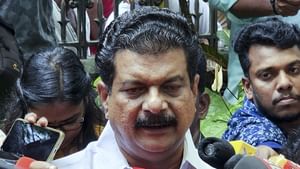 PV Anvar UDF Entry: അസോസിയേറ്റ് മെമ്പറാകേണ്ടെന്ന് അന്വര്, യുഡിഎഫ് അംഗത്വം ഇപ്പോള് സാധ്യമല്ലെന്ന് കോണ്ഗ്രസ്; ആശയക്കുഴപ്പം തുടരുന്നു PV Anvar UDF Entry: അസോസിയേറ്റ് മെമ്പറാകേണ്ടെന്ന് അന്വര്, യുഡിഎഫ് അംഗത്വം ഇപ്പോള് സാധ്യമല്ലെന്ന് കോണ്ഗ്രസ്; ആശയക്കുഴപ്പം തുടരുന്നു