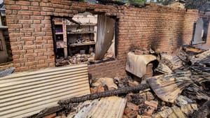 Pakistan Shelling: ഷെല്ലാക്രമണം തുടര്‍ന്ന് പാകിസ്ഥാന്‍; 15 സാധാരണക്കാര്‍ കൊല്ലപ്പെട്ടു, 43 പേര്‍ക്ക് പരിക്ക്