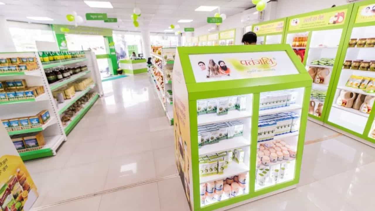 Patanjali Foods : വരുമാനത്തിൽ മുൻനിര എഫ്എംസിജി കമ്പനികൾക്ക് വെല്ലുവിളിയുമായി പതഞ്ജലിയുടെ വളർച്ച