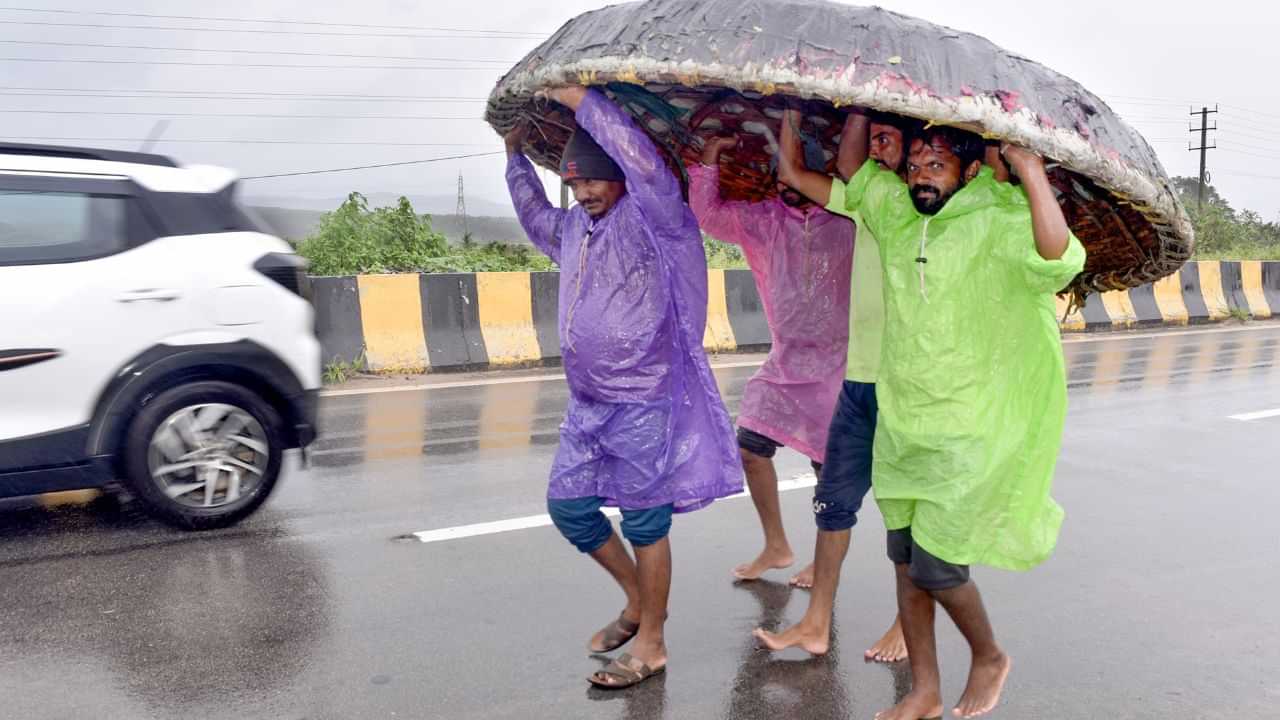 Kerala Weather Update: മഴ വടക്കന്‍ ജില്ലകള്‍ വിട്ടുപോകുന്നില്ല! മെയ് 31 വരെ പേമാരി