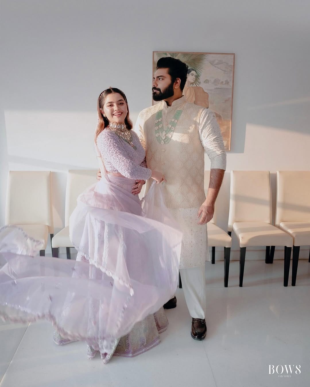 വിവാഹം കഴിഞ്ഞതല്ലേ ഉള്ളു. അതിനു മുൻപെ പിരിക്കാൻ നോക്കുന്നോ എന്നാണ് റോബിൻ ചോദിക്കുന്നത്. ഡിവോഴ്സ് ആയെങ്കിൽ ഇതുപോലെ നിൽക്കേണ്ട ആവശ്യമില്ലലോ.