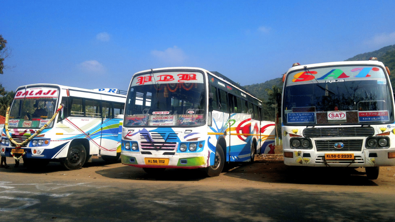 Students Bus Concession: ഒഴിവ് ദിവസങ്ങളിലും വിദ്യാർത്ഥികൾക്ക് ബസ് യാത്രയ്ക്ക് കൺസഷൻ അനുവദിക്കണം; മലപ്പുറം കളക്ടർ