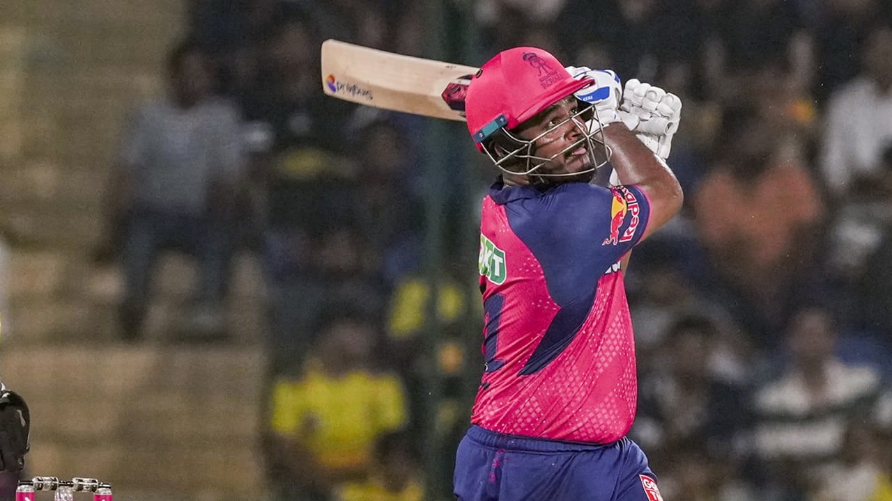 എങ്കിലും തരക്കേടില്ലാത്ത ആവറേജ് (35.63) നിലനിര്‍ത്താന്‍ സഞ്ജുവിനായി. ഒമ്പത് മത്സരങ്ങളില്‍ നിന്ന്  285 റണ്‍സാണ് നേടിയത്. നിലവില്‍ ഓറഞ്ച് ക്യാപ് പോരാട്ടത്തില്‍ 25-ാമതാണ് താരം. 