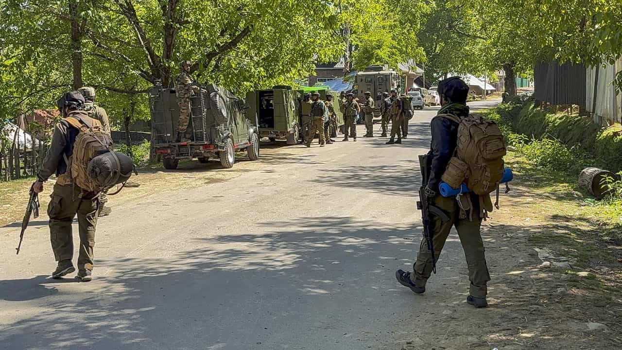 Pahalgam Terror Attack: ആക്രമണത്തിന് രണ്ട് ദിവസം മുമ്പ് ബൈസരനിലെത്തി; തീവ്രവാദികള് ലക്ഷ്യമിട്ടത് പഹല്ഗാം ഉള്പ്പെടെ നാലു സ്ഥലങ്ങള് Pahalgam Terror Attack: ആക്രമണത്തിന് രണ്ട് ദിവസം മുമ്പ് ബൈസരനിലെത്തി; തീവ്രവാദികള് ലക്ഷ്യമിട്ടത് പഹല്ഗാം ഉള്പ്പെടെ നാലു സ്ഥലങ്ങള്