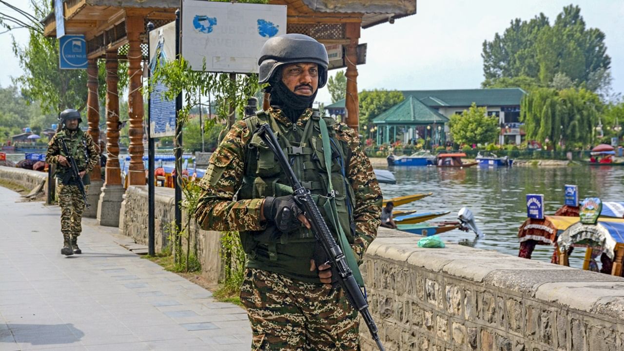 India Pakistan Conflict: ജമ്മുവില് സ്ഥിതിഗതികള് ശാന്തം, സസൂക്ഷ്മം നിരീക്ഷിച്ച് കേന്ദ്രം India Pakistan Conflict: ജമ്മുവില് സ്ഥിതിഗതികള് ശാന്തം, സസൂക്ഷ്മം നിരീക്ഷിച്ച് കേന്ദ്രം