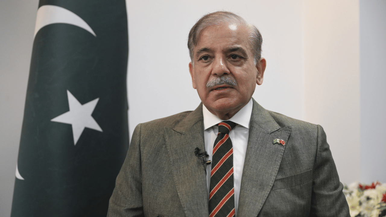 India Pakistan Tensions: ഇന്ത്യയുമായി സമാധാന ചർച്ചകൾക്ക് തയ്യാർ; സുപ്രധാന പ്രഖ്യാപനവുമായി പാകിസ്താൻ പ്രധാനമന്ത്രി India Pakistan Tensions: ഇന്ത്യയുമായി സമാധാന ചർച്ചകൾക്ക് തയ്യാർ; സുപ്രധാന പ്രഖ്യാപനവുമായി പാകിസ്താൻ പ്രധാനമന്ത്രി
