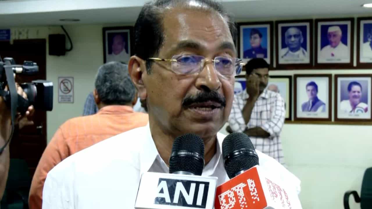 Sunny Joseph : സംസ്ഥാനം ഞെരുക്കത്തിൽ നിൽക്കുമ്പോഴാണ് സർക്കാരിൻ്റെ നാലാം വാർഷികാഘോഷമെന്ന ആർഭാടം; സണ്ണി ജോസഫ്