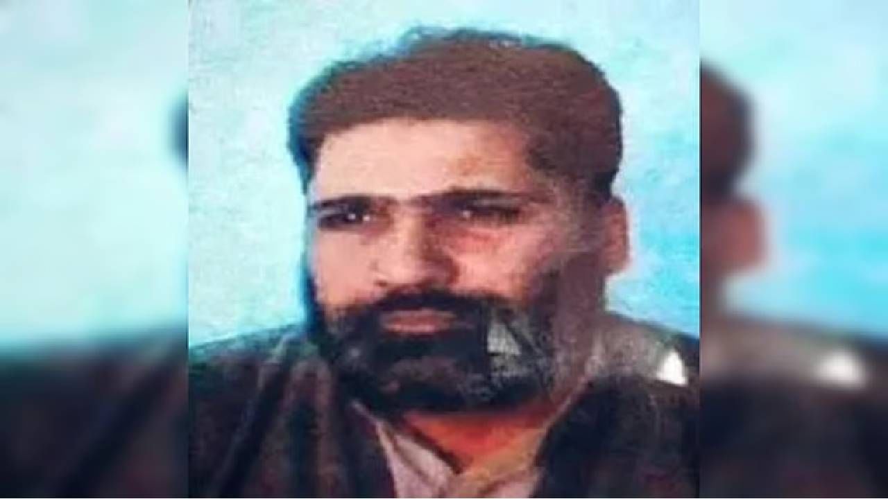 Sheikh Sajjad Gul: പഹൽഗാം ഭീകരാക്രമണത്തിലെ സൂത്രധാരൻ കേരളത്തിലും പഠിച്ചു; എൻ ഐ എ 10 ലക്ഷം വിലയിട്ടു; ആരാണ് ഷെയ്ഖ് സജ്ജാദ് ഗുൽ?