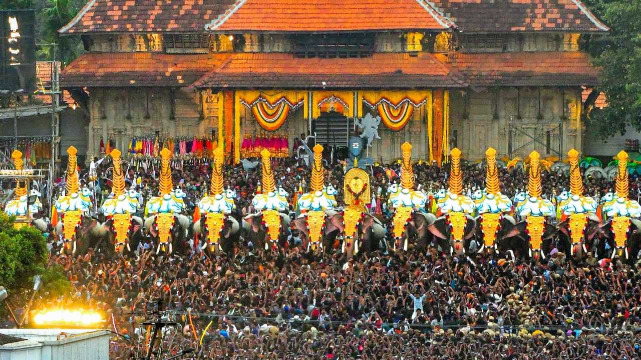 Thrissur Pooram 2025: ആറാട്ടുപുഴ പൂരത്തിനെത്താത്തവർക്ക് തൃശ്ശൂർ പൂരമുണ്ടായി, തിരുവമ്പാടിയും പാറമേക്കാവും മാത്രമല്ല, വേറെയും ക്ഷേത്രങ്ങളുണ്ട് Thrissur Pooram 2025: ആറാട്ടുപുഴ പൂരത്തിനെത്താത്തവർക്ക് തൃശ്ശൂർ പൂരമുണ്ടായി, തിരുവമ്പാടിയും പാറമേക്കാവും മാത്രമല്ല, വേറെയും ക്ഷേത്രങ്ങളുണ്ട്