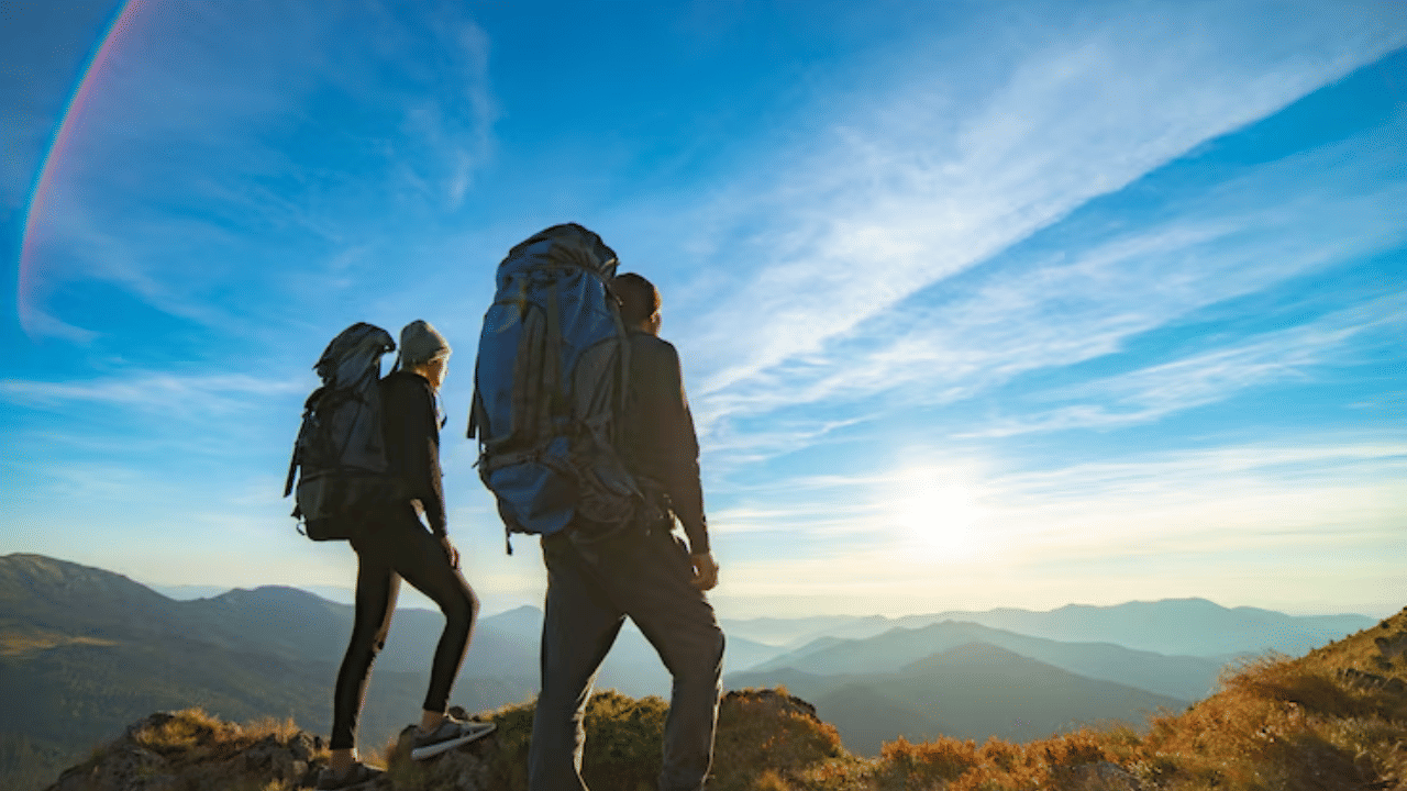 Trekking Safety Tips: ട്രെക്കിംഗിന് പോകുന്നുണ്ടോ? ഇക്കാര്യങ്ങൾ ശ്രദ്ധിക്കൂ...