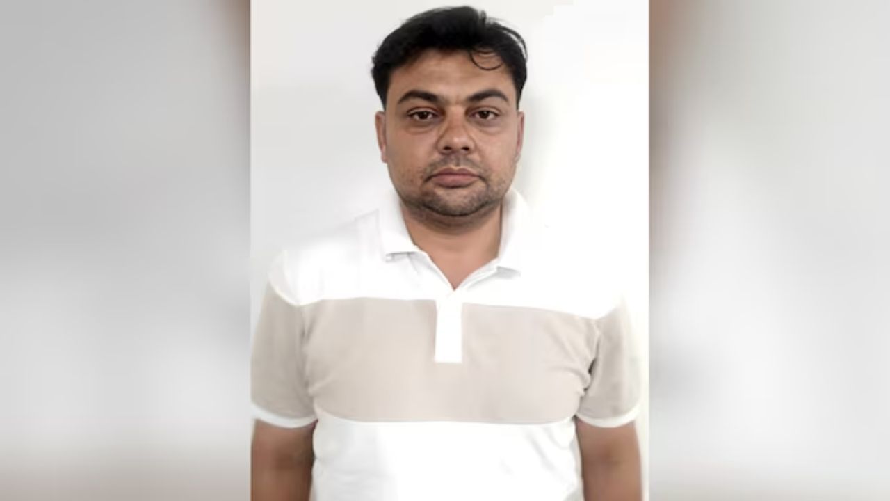 India Pakistan Tensions: പാകിസ്ഥാന് വേണ്ടി ചാരപ്പണി നടത്തി; യുപി സ്വദേശി അറസ്റ്റില് India Pakistan Tensions: പാകിസ്ഥാന് വേണ്ടി ചാരപ്പണി നടത്തി; യുപി സ്വദേശി അറസ്റ്റില്