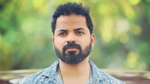 Vinay Forrt: ‘സിനിമ പ്രമോട്ട് ചെയ്യാൻ യൂട്യൂബ് ചാനലുകൾ പൈസ ചോദിക്കാറുണ്ട്; ദുൽഖറിനോടോ ഫഹദിനോടോ ഇത് ചോദിക്കില്ല’; വിനയ് ഫോർട്ട്
