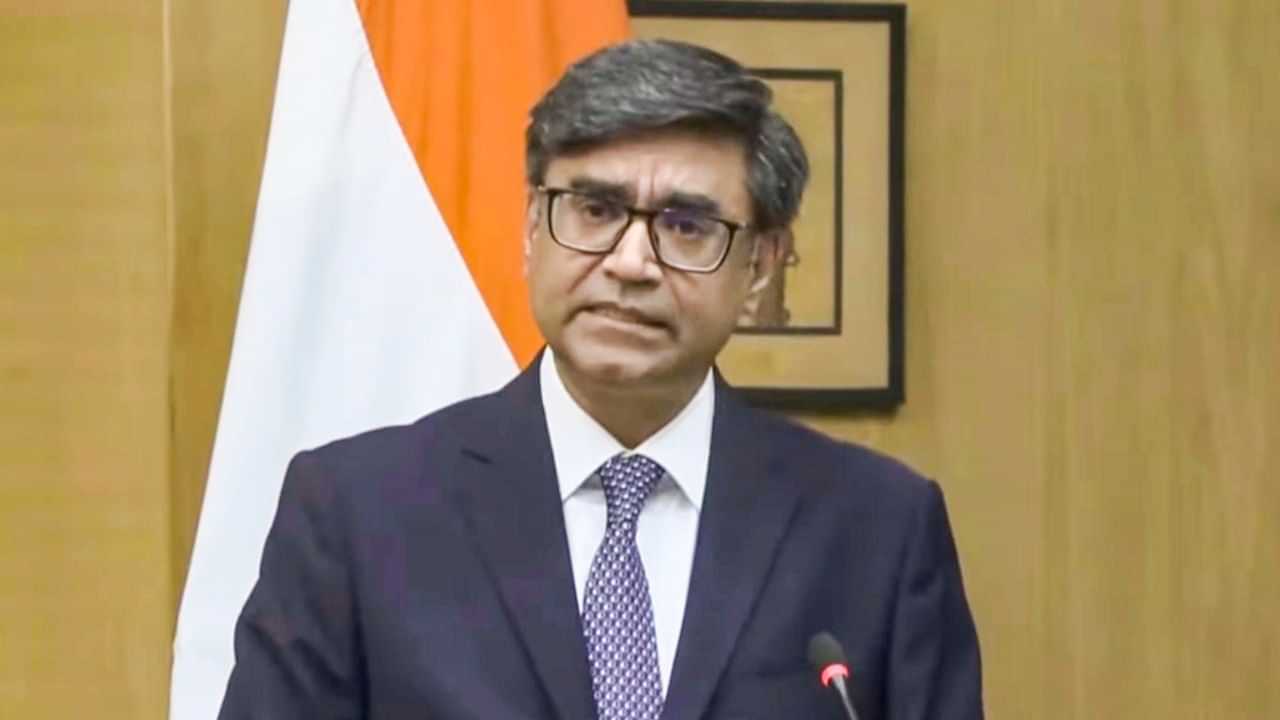 India Pakistan Tensions: വെടിനിര്ത്തലിന് ധാരണയായി; അടുത്ത സൈനിക ചര്ച്ച മെയ് 12ന് India Pakistan Tensions: വെടിനിര്ത്തലിന് ധാരണയായി; അടുത്ത സൈനിക ചര്ച്ച മെയ് 12ന്