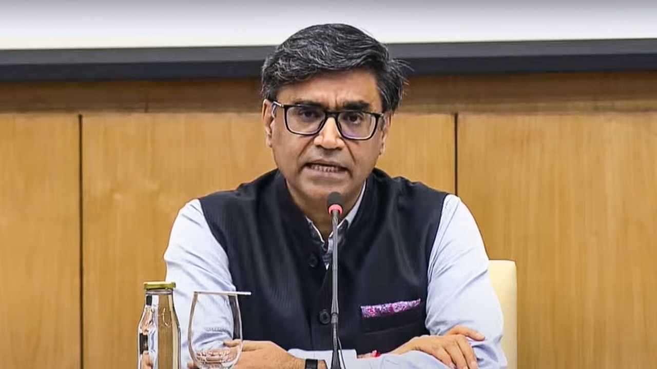 India Pakistan Tensions: ജനാധിപത്യത്തിന്റെ മുഖമുദ്രയാണ് വിമര്‍ശനം, പാകിസ്ഥാന് അത് അത്ഭുതമായി തോന്നിയേക്കാം: കേന്ദ്രം