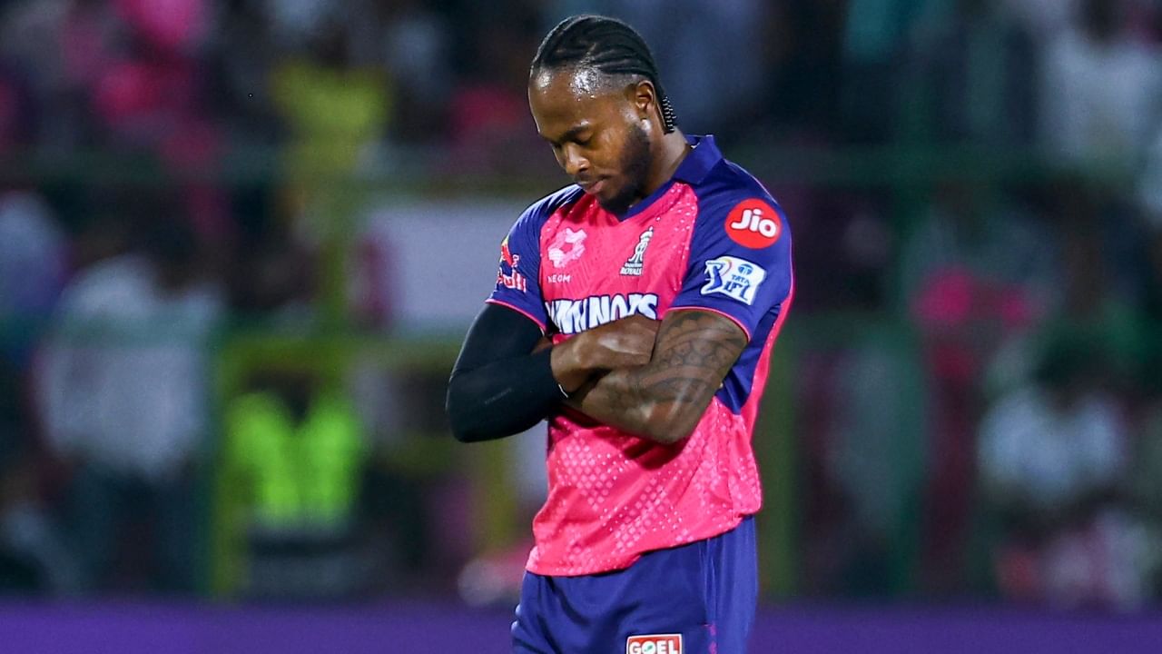 IPL 2025: എന്തിനാണ് ജോഫ്ര ആർച്ചർ തൻ്റെ ഷൂസിൽ ദ്വാരമിടുന്നത്?; ഫാസ്റ്റ് ബൗളർമാരുടെ പൊതുവായ ശീലത്തിന് കാരണം ഇത്