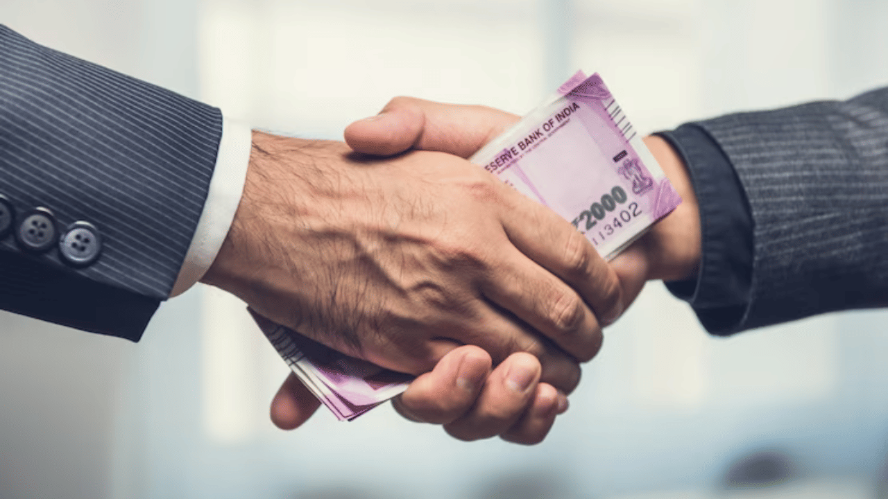 PF Accounts Merge: ഒന്നിലധികം പിഎഫ് അക്കൗണ്ടുകൾ ഉണ്ടോ? സംയോജിപ്പിക്കാനായി ചെയ്യേണ്ടത് ഇത്ര മാത്രം PF Accounts Merge: ഒന്നിലധികം പിഎഫ് അക്കൗണ്ടുകൾ ഉണ്ടോ? സംയോജിപ്പിക്കാനായി ചെയ്യേണ്ടത് ഇത്ര മാത്രം