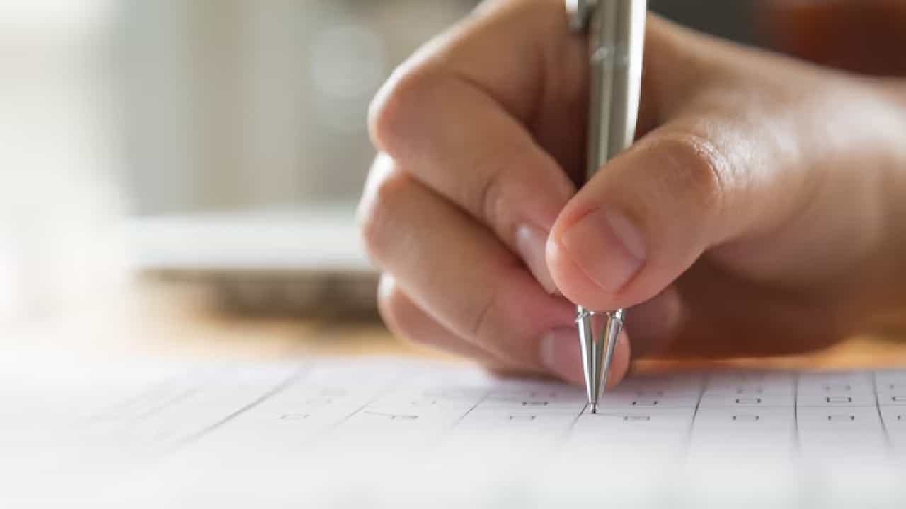 Kerala PSC Secretariat Assistant Exam 2025: സെക്രട്ടേറിയറ്റ് അസിസ്റ്റന്റ് പരീക്ഷ; ആദ്യഘട്ടം 24ന്; ഇക്കാര്യങ്ങള് ശ്രദ്ധിക്കാം Kerala PSC Secretariat Assistant Exam 2025: സെക്രട്ടേറിയറ്റ് അസിസ്റ്റന്റ് പരീക്ഷ; ആദ്യഘട്ടം 24ന്; ഇക്കാര്യങ്ങള് ശ്രദ്ധിക്കാം